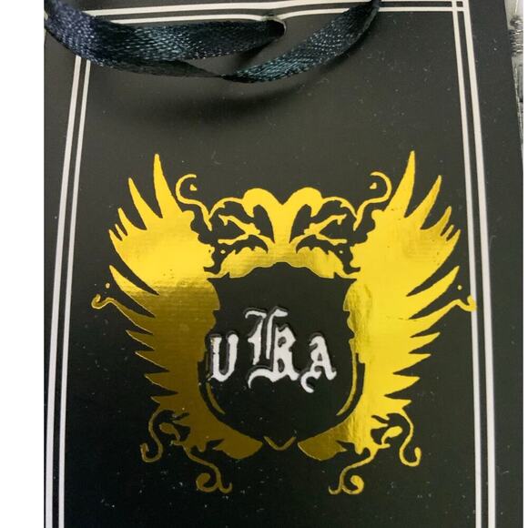 UTBA Shirt Mens L Long Sleeve Embroidered Cross Graphic Western Rock Style NWT - Picture 7 of 8